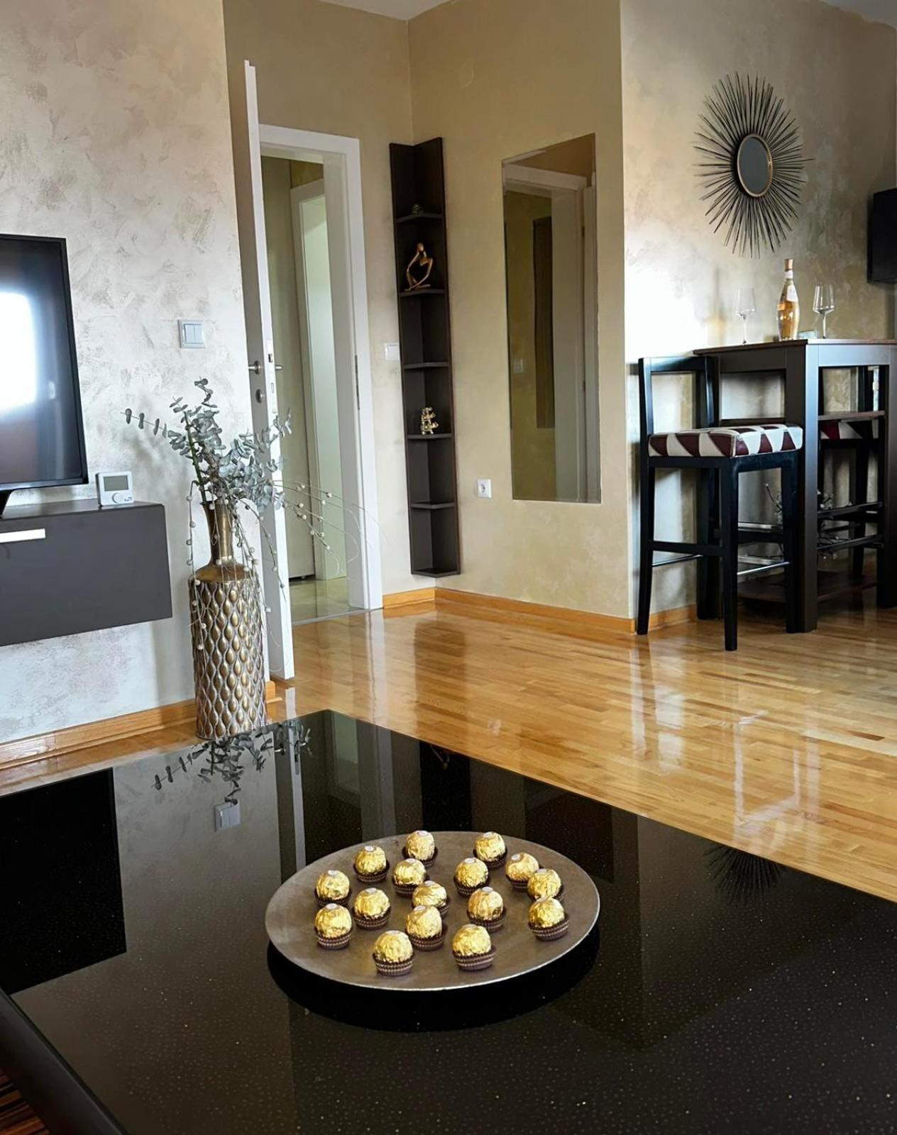 Apartment L&d