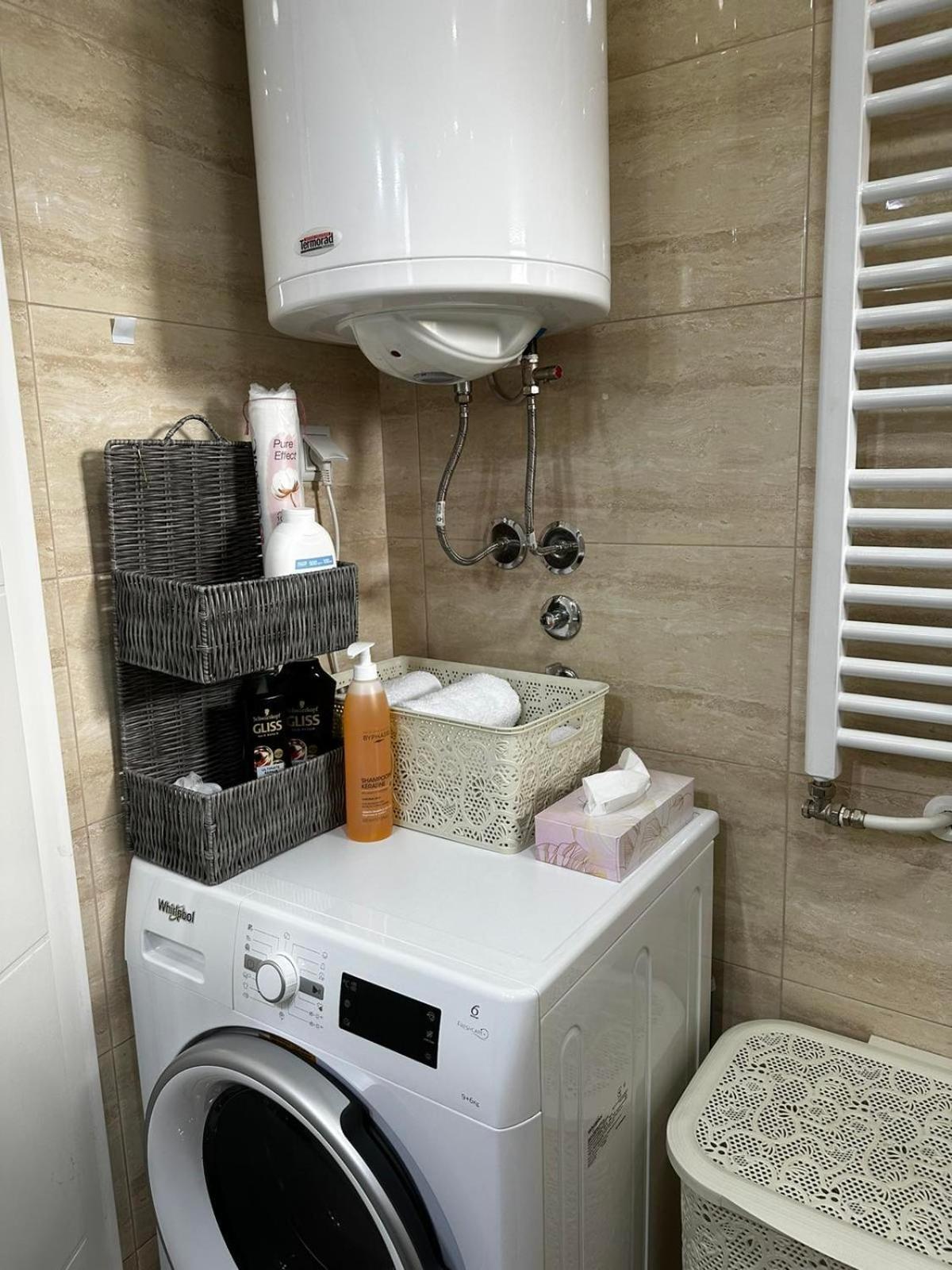 Apartment L&d *